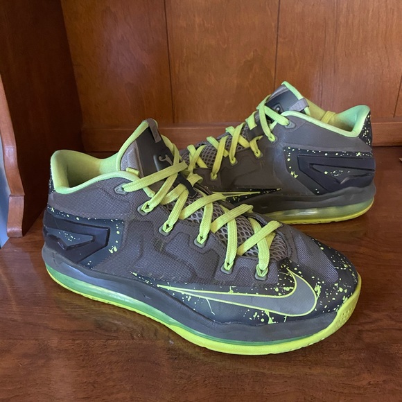 Lebron 11 Low Dunkman - Picture 1 of 7